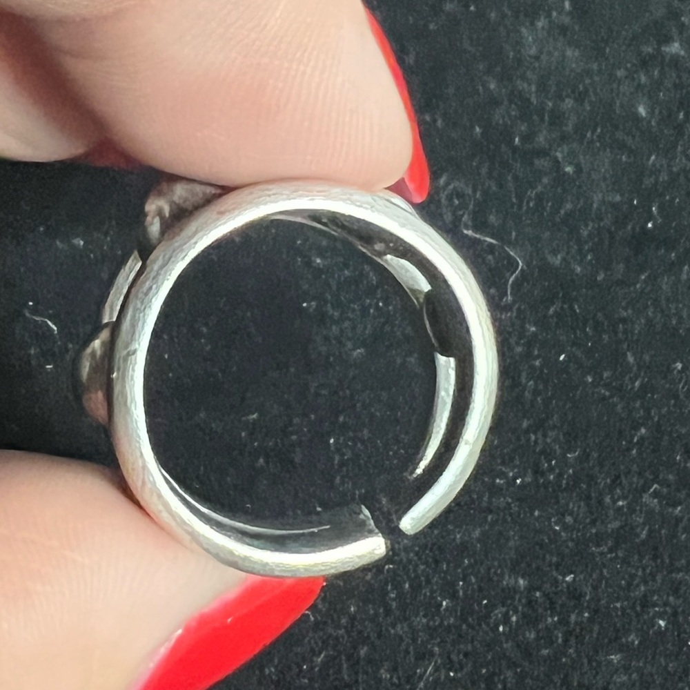 925 Sterling Silver Split Shank Ring. - image 5